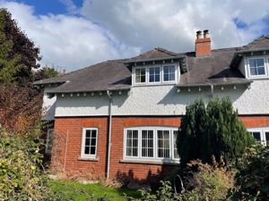 Front elevation- click for photo gallery